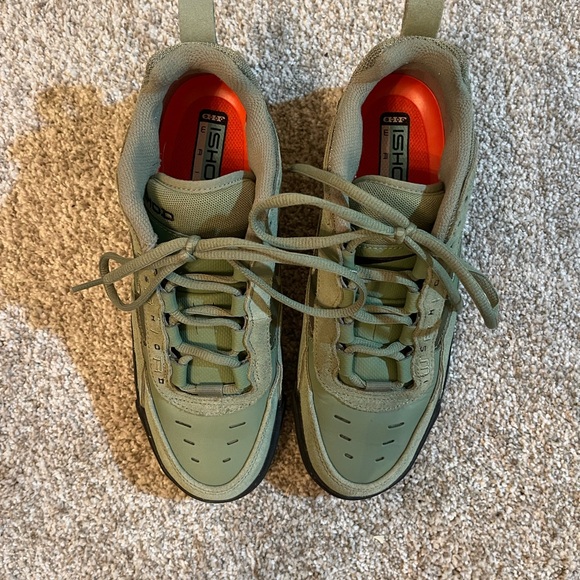 Nike Other - Nike Ishod Wair Green Sneakers Casual Athletic Design